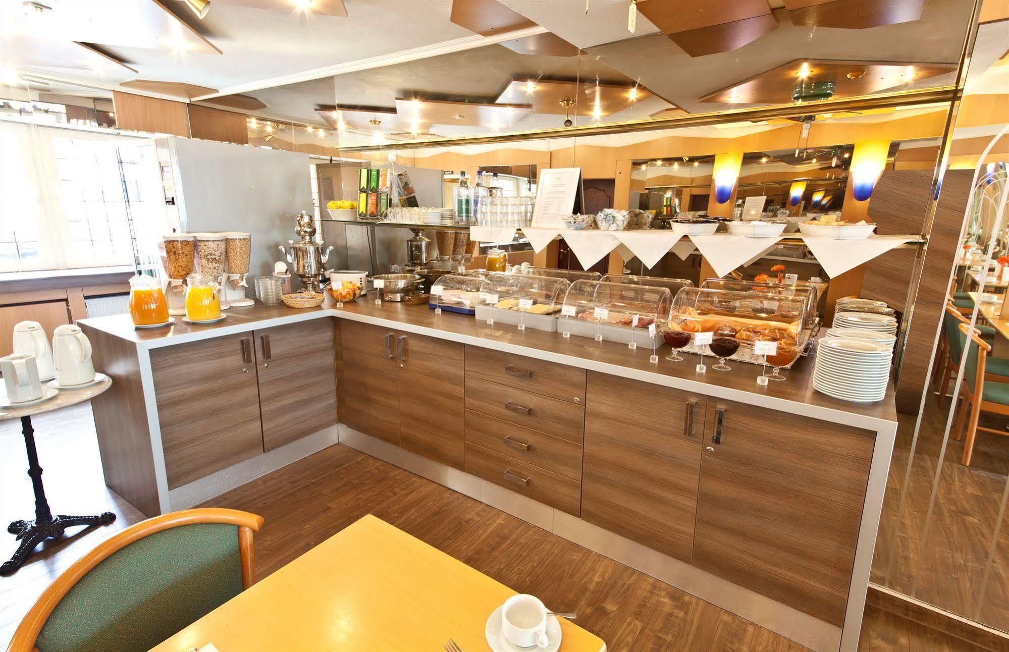 Hotel Primus Frankfurt Sachsenhausen Франкфурт-на-Майне Экстерьер фото